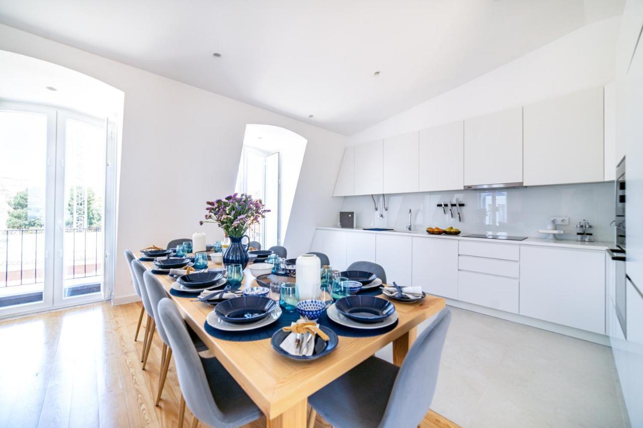 Blue By The River 4 - Unique Penthouse Duplex With A View ลิสบอน ภายนอก รูปภาพ