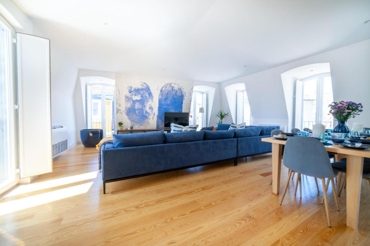Blue By The River 4 - Unique Penthouse Duplex With A View ลิสบอน ภายนอก รูปภาพ